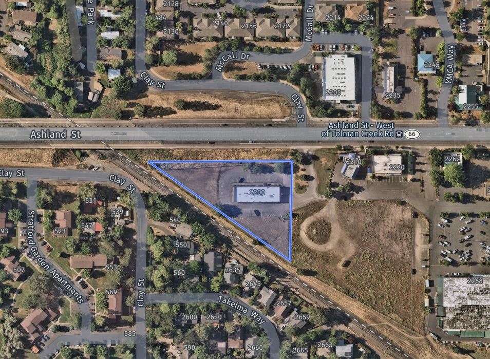 Aerial view of the property at 2200 Ashland St